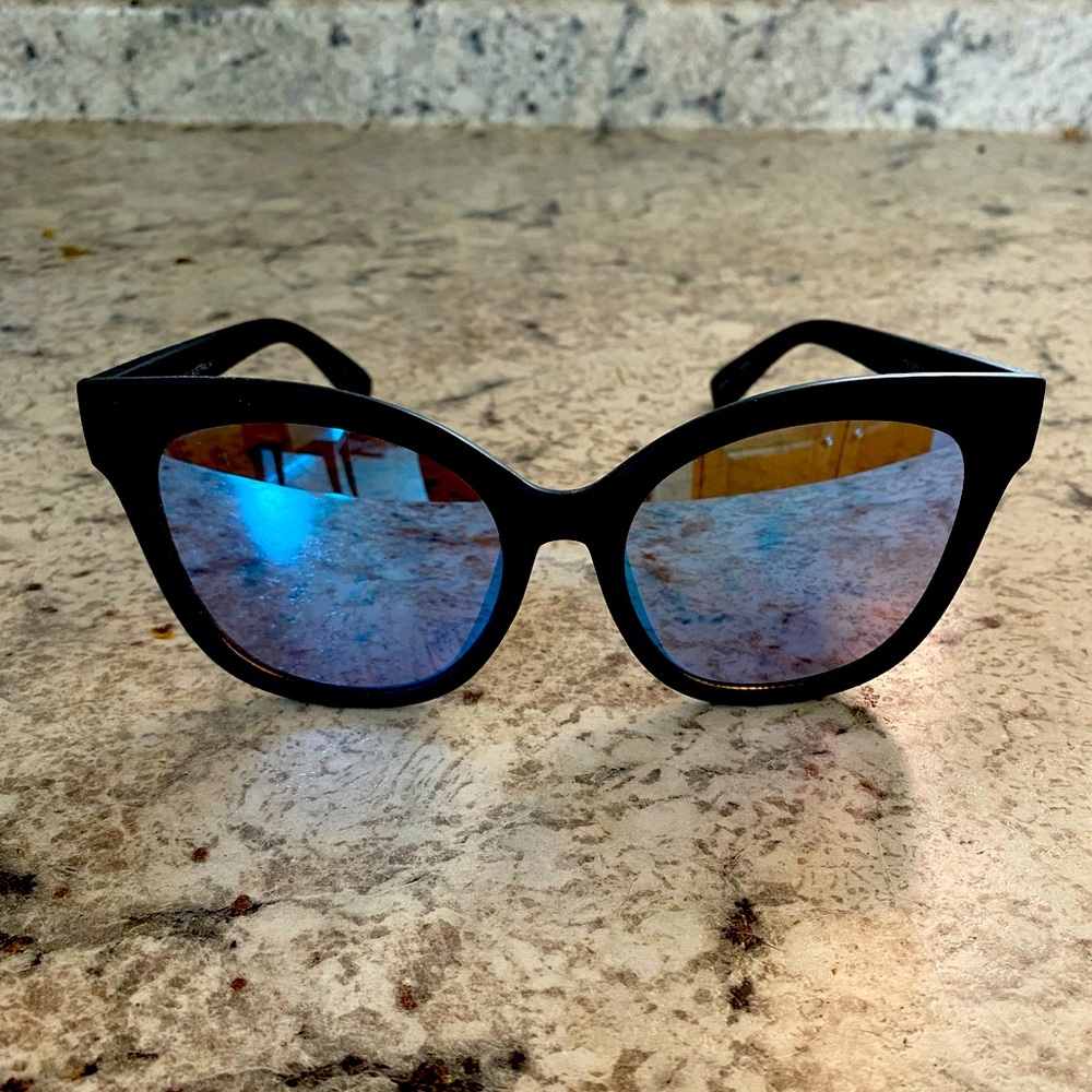 Quay “It’s My Way” blue mirrored oversized sunglasses. Rare find.